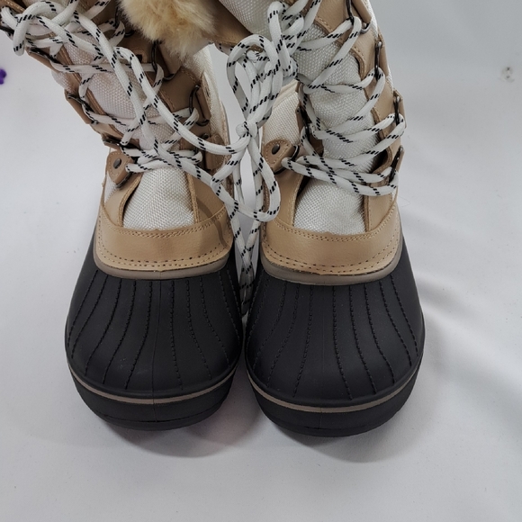 Dream Pairs Women's Winter Boots with Faux Fur in Tan and Black - Picture 2 of 16